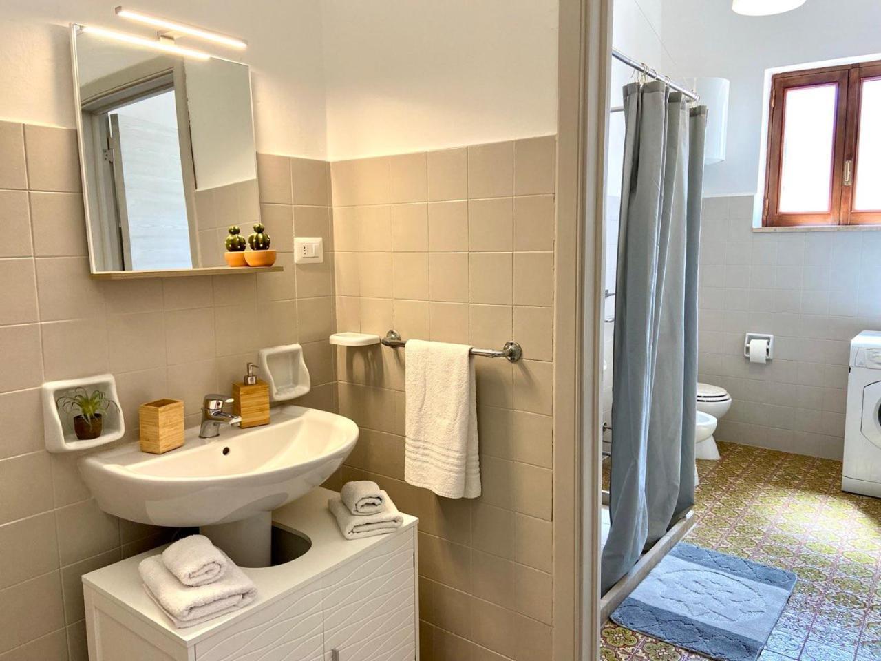 Ferienwohnung La Casa Di Nina Surano Exterior foto